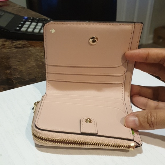 Wallet - Picture 4 of 4